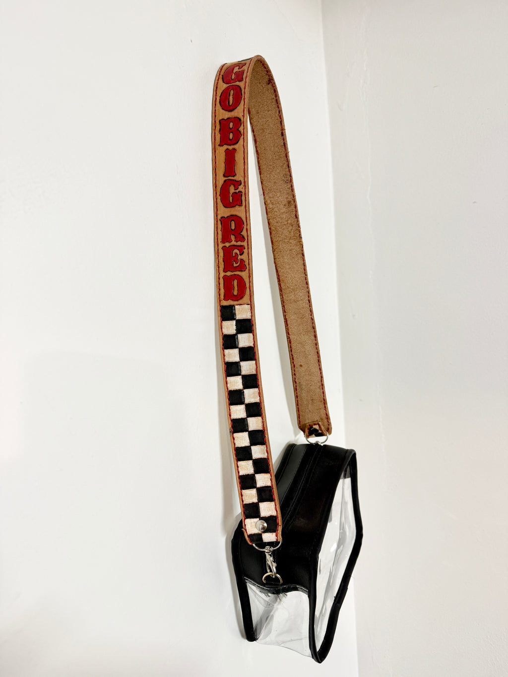 Husker purse strap